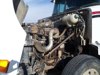 Truck Engine Installed with Cummins Celect Plus ECM